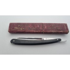 Vintage Bengall 11/16 inch Straight Razor with Black Scales