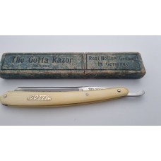 Vintage Gotta 13/16 Straight Razor with original Cream Scales